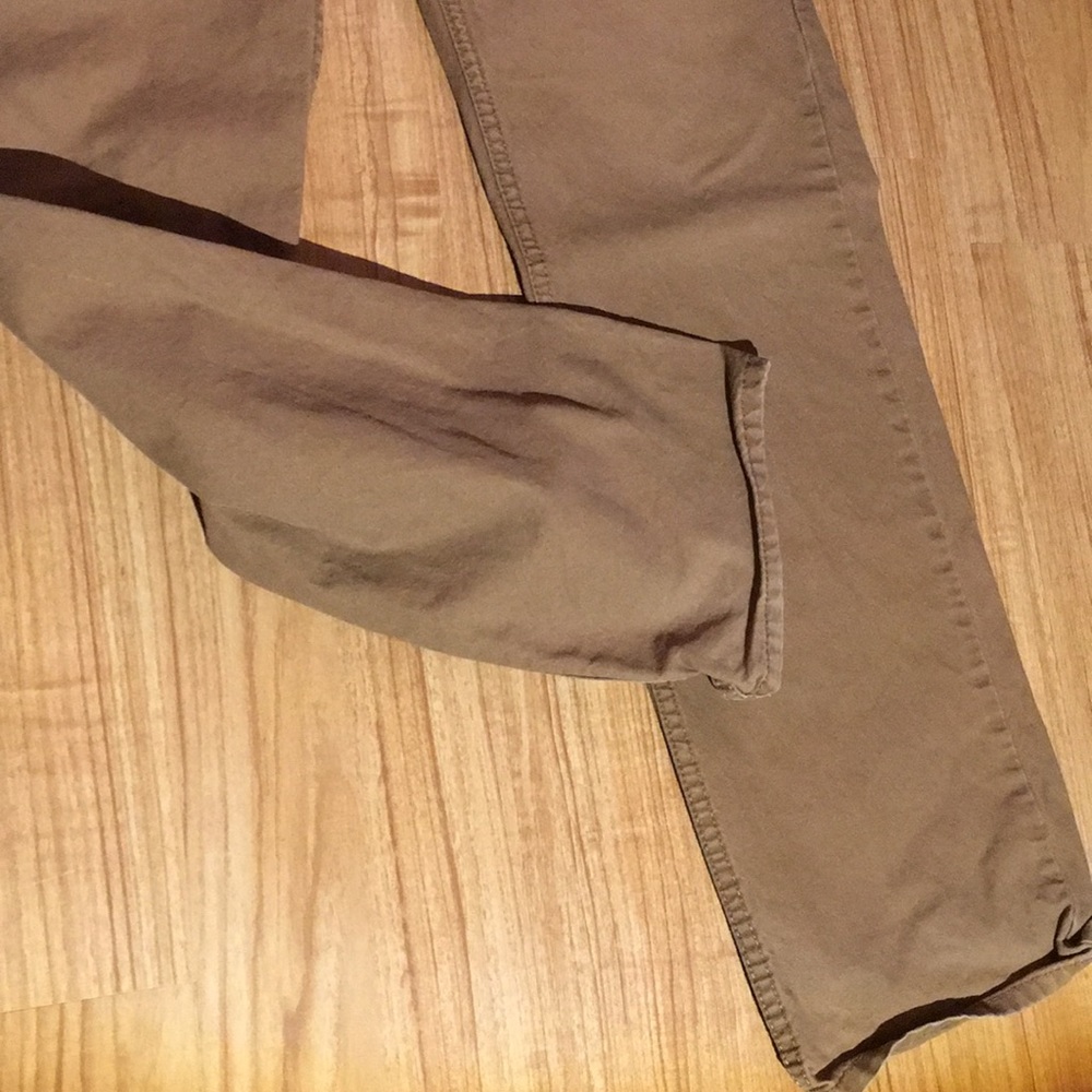 Men's khakis - Picture 2 of 6